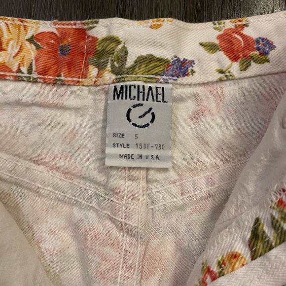 Vtg 90’s Floral Romantic Michael G High Waist Mom Jean Shorts - Picture 5 of 7